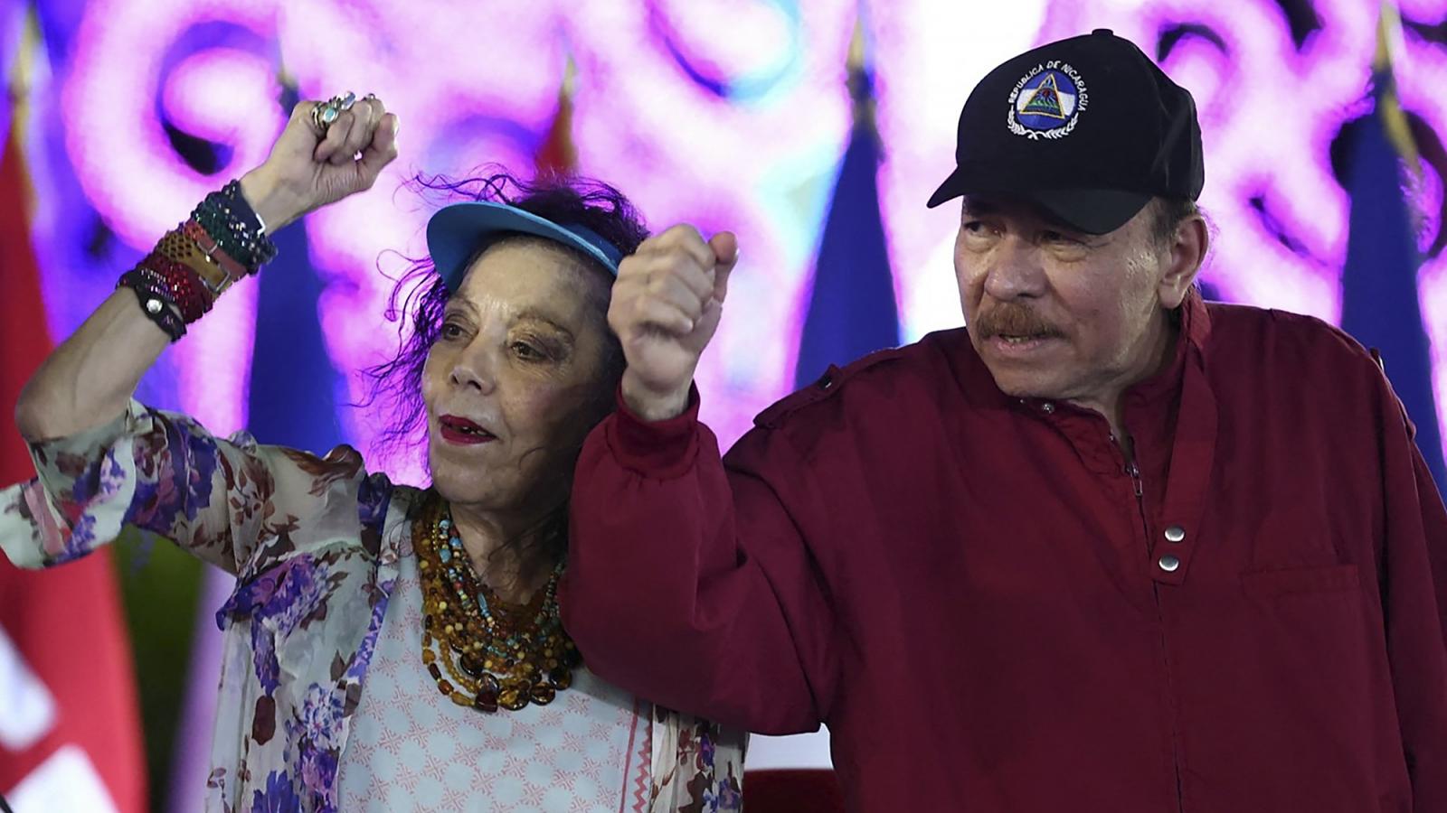 A rettegett házaspár, Daniel Ortega és felesége, Rosario Murillo, hírek szerint valójában utóbbi gyakorolja a hatalmat