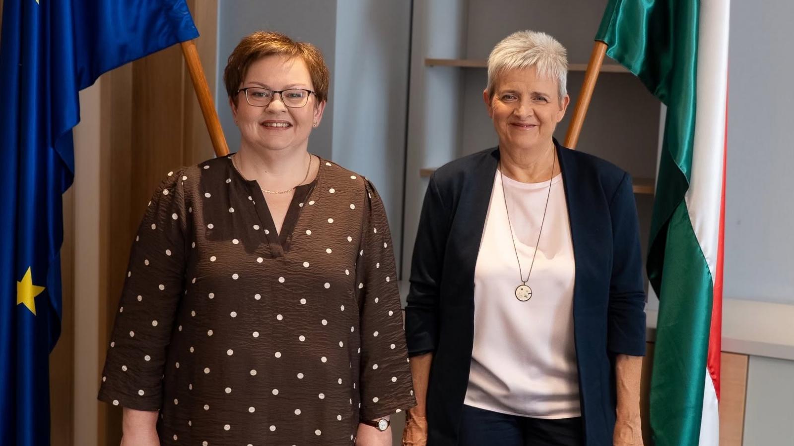Sinka Edit, a Klebelsberg Központ új elnöke Lannert Judittal