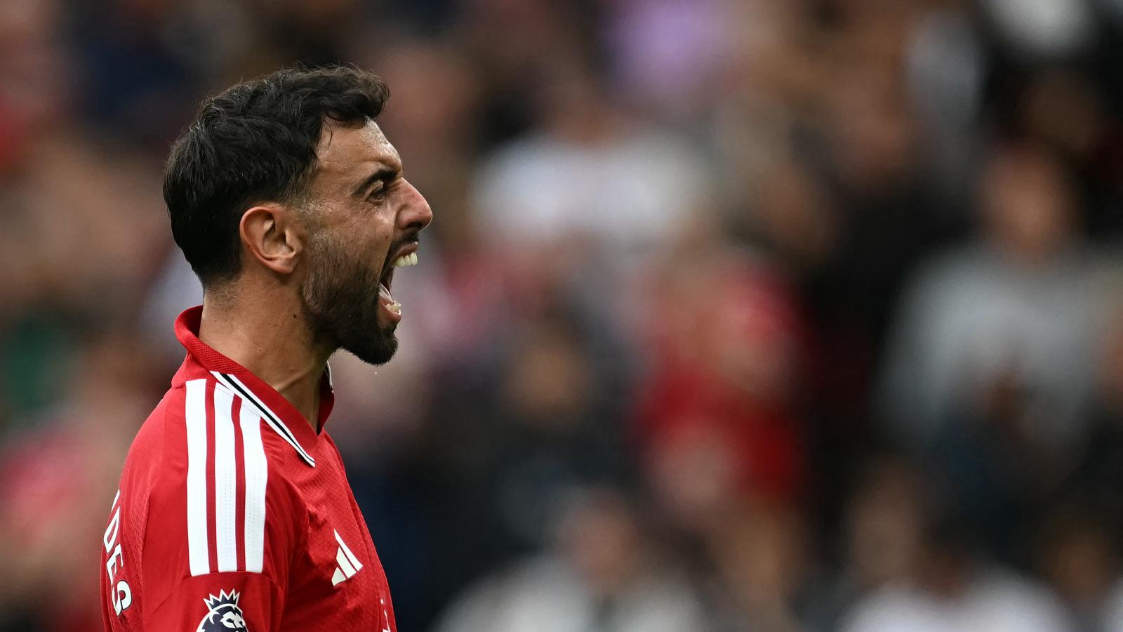 Bruno Fernandes öröme a mesterhármas után