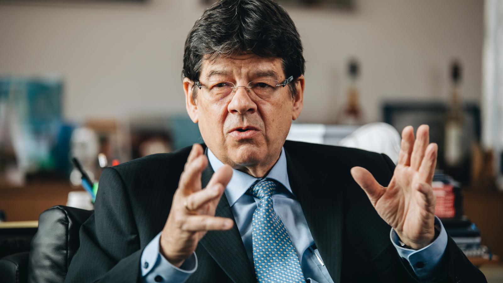 A legfontosabb a 2026-os esztendő önkormányzati finanszírozásával kapcsolatos döntés, enélkül több település bedőlhet vagy hitelcsapdába esik - mondja Wittinghoff Tamás