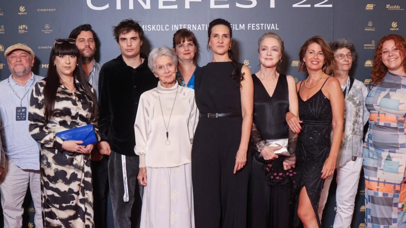 A beérkezett szavazatok alapján a közönségdíjat Mayer Bernadette első rendezése, a Mommy Blue kapta a CineFesten