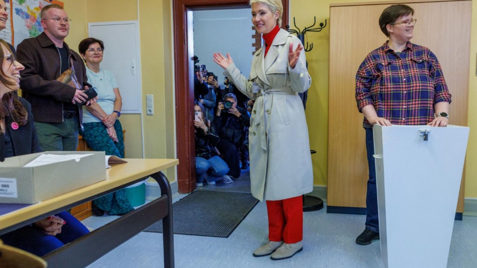 Manuela Schwesig hatalmas hajrája sem volt elég az első helyhez Mecklenburg-Elő-Pomerániában az SPD számára, derült ki az első becslésekből