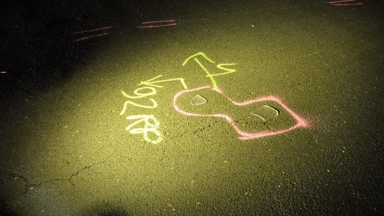 Halálos motoros baleset helyszíne az M2-es autóút főváros felé vezető oldalán, Dunakeszi közelében 2015. május 9-én. A baleset