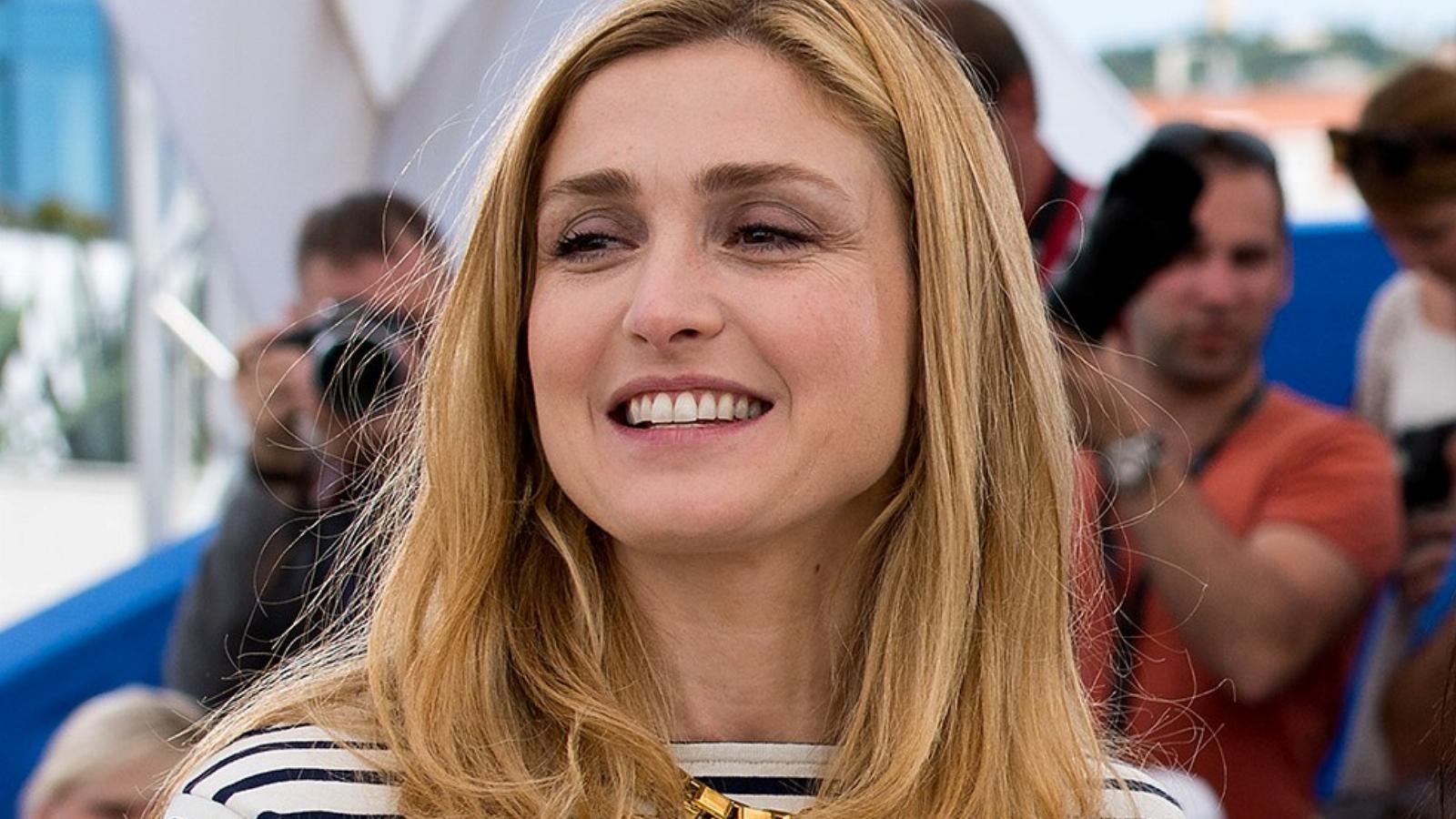 Julie Gayet színésznő-producer Cannes-ban Fotó:  Ben A. Pruchnie/Getty Images 