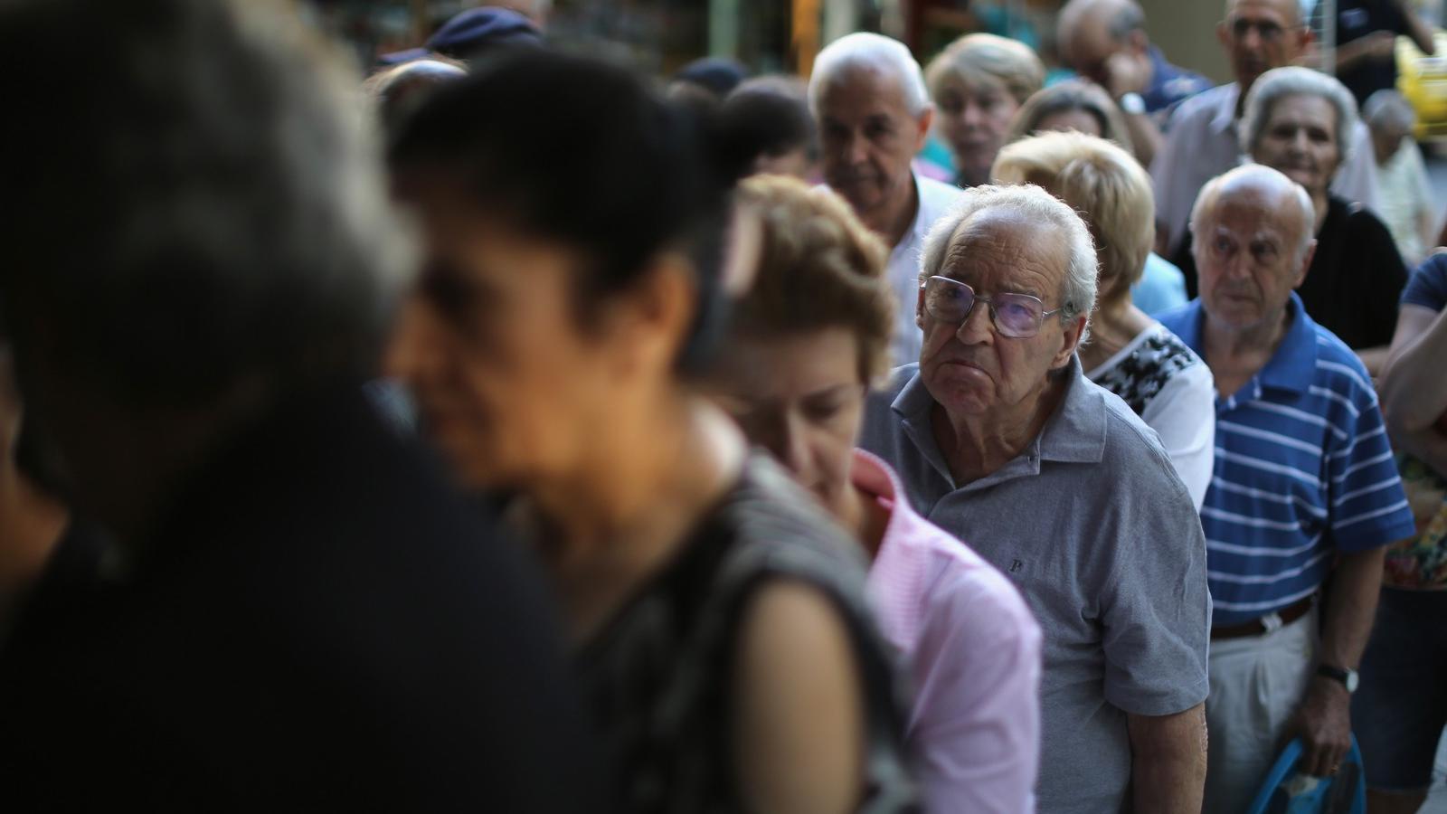 Sok bankautomatából már csak 50 eurót lehet felvenni. FOTÓ: Christopher Furlong/Getty Images