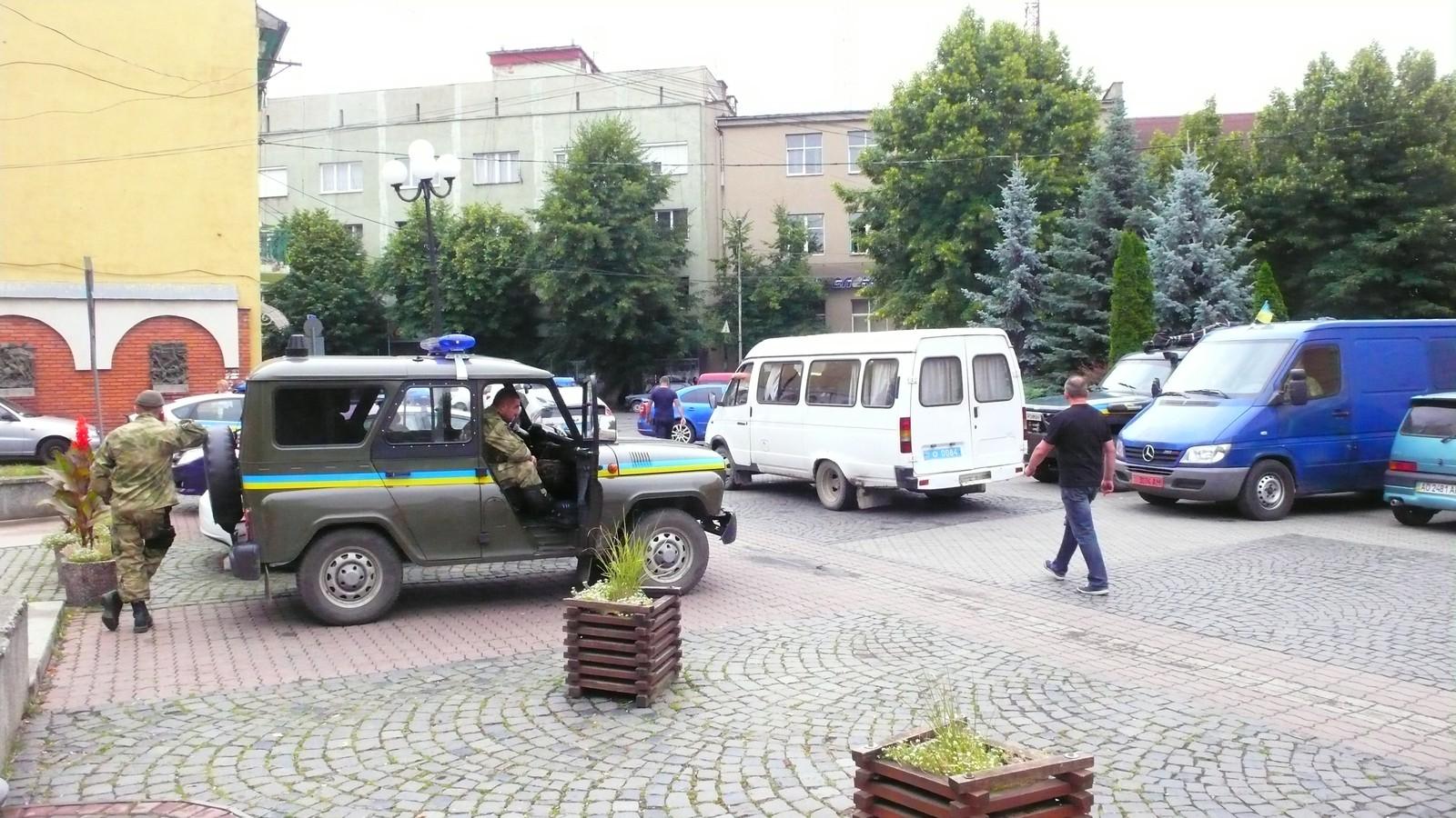 Fokozottan őrzik a rendőrséget Munkácson a robbantások óta A SZERZŐ FELVÉTELE