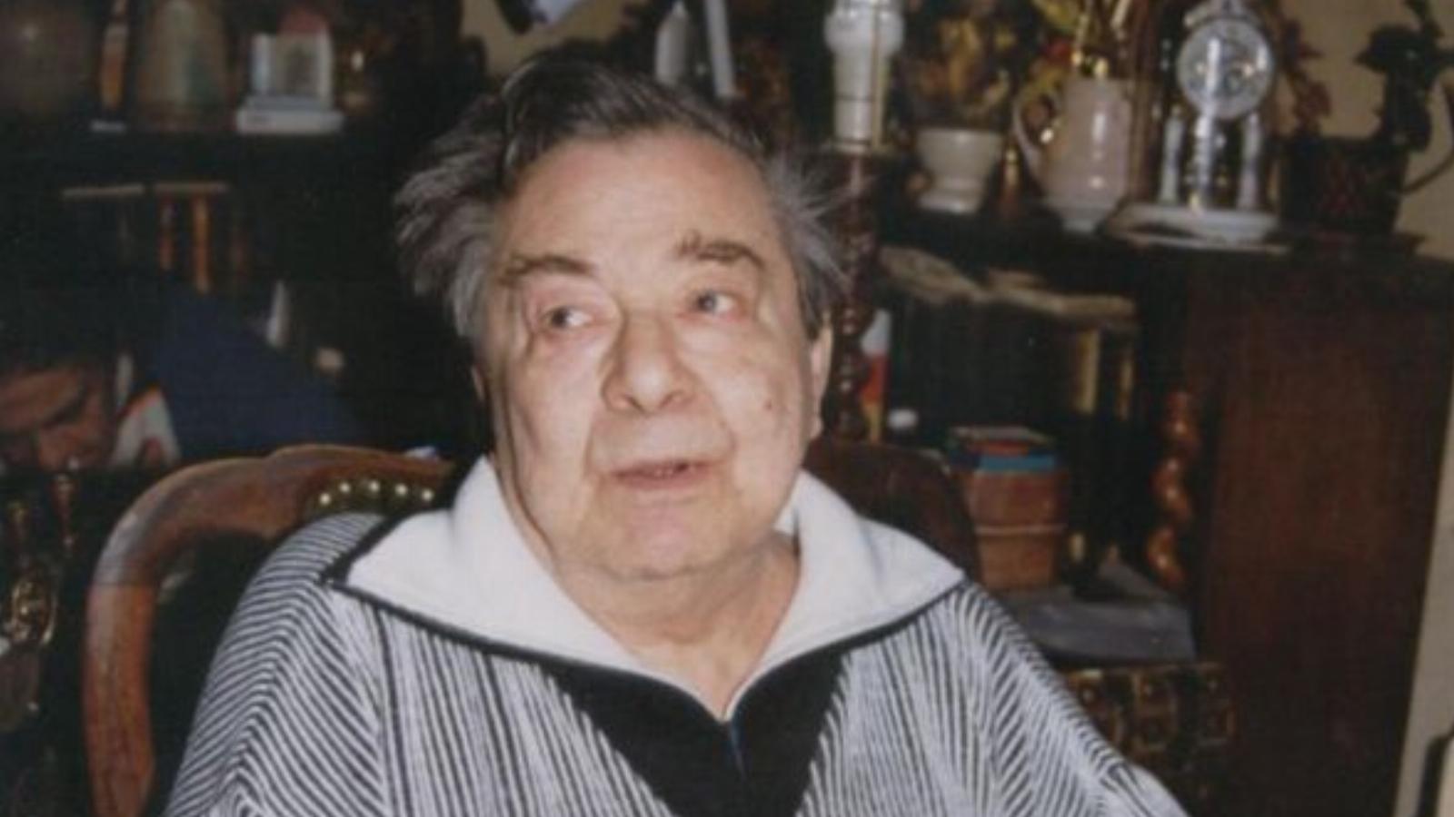 Az író otthonában 1998-ban FORRÁS: DIGITÁLIS IRODALMI AKADÉMIA/PIM