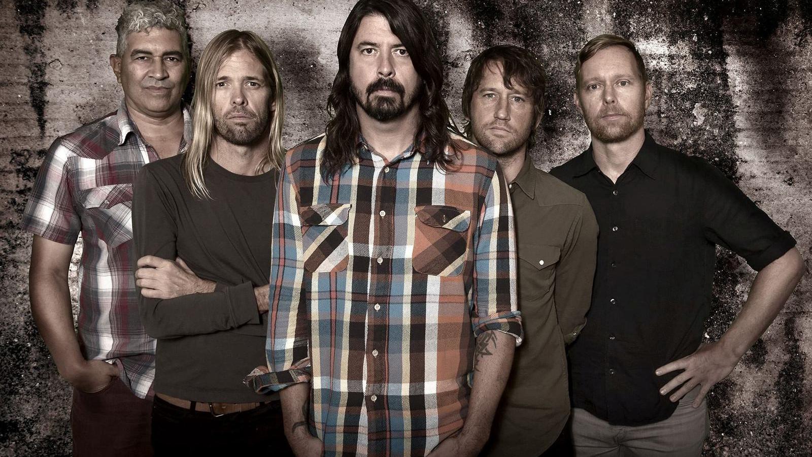 A Foo Fighters Facebook-oldalán fejezte ki őszinte szomorúságát és együttérzését. Forrás: Facebook