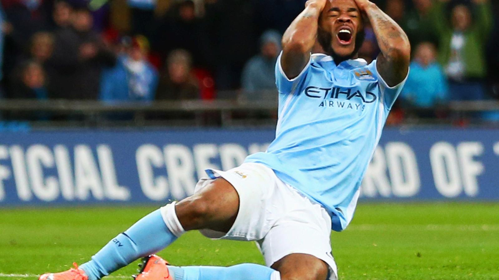 Kérdés, hogyan viseli a szurkolók ellenszenvét Sterling FOTÓ: EUROPRESS