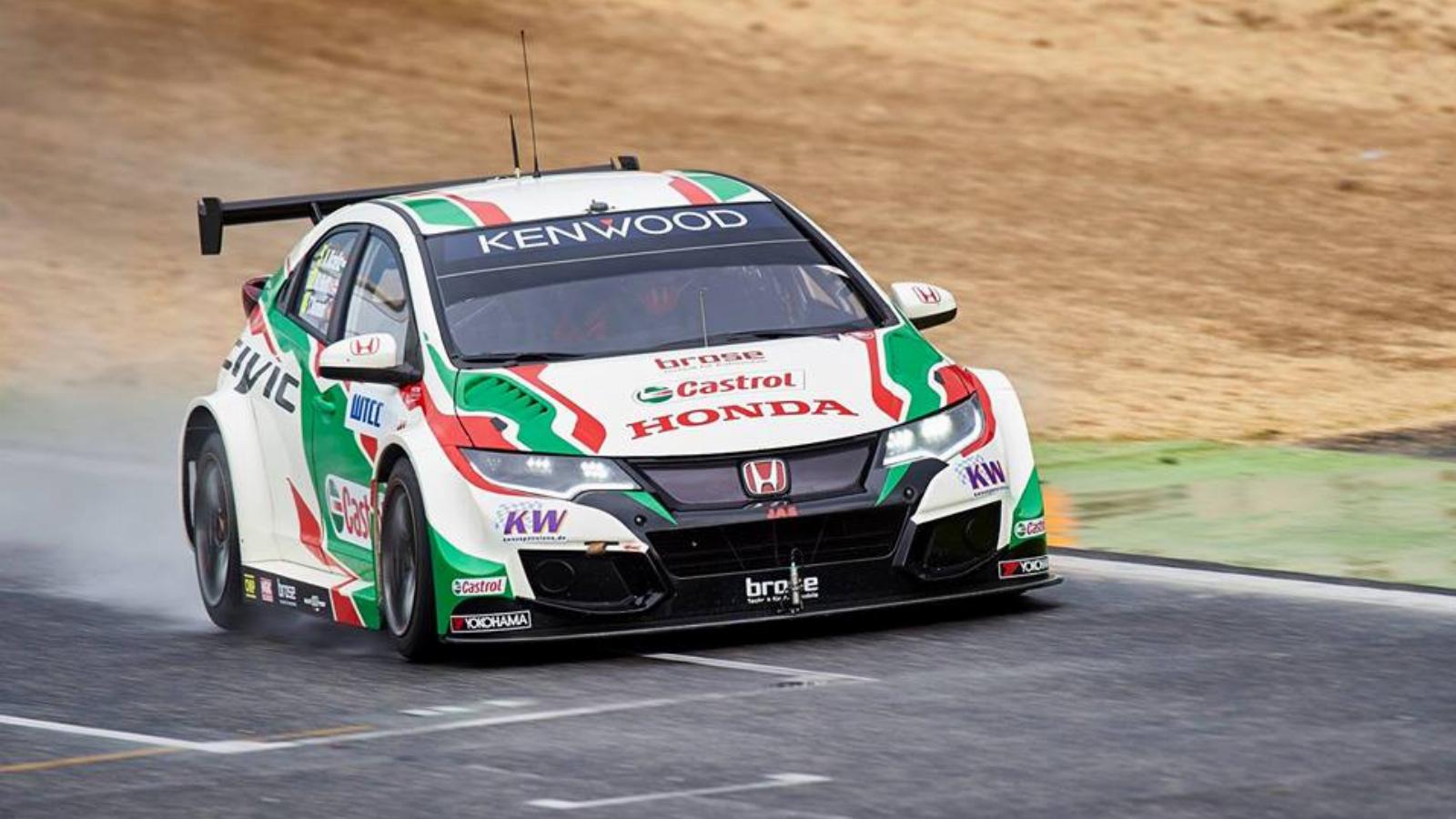 Michelisz Norbert idén már a gyári Hondával vág neki a szezonnak FORRÁS: FACEBOOK