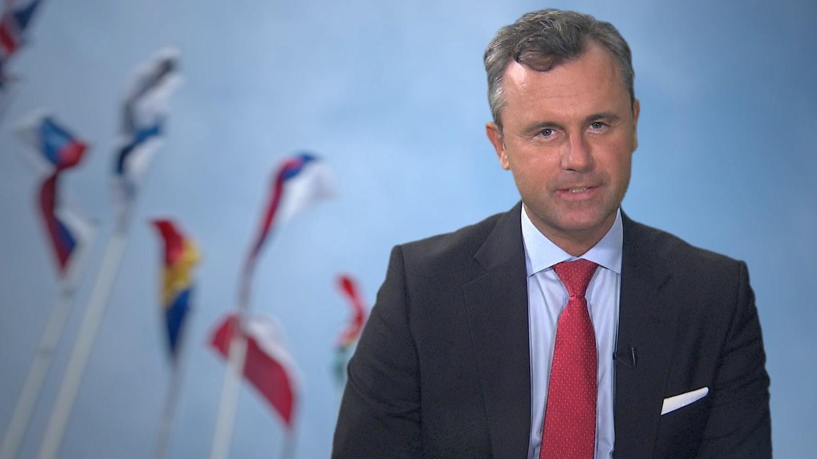 Norbert Hofer, az FPÖ elnökjelöltje cáfolta, hogy a parlament feloszlatását kezdeményezné államfőként FORRÁS: YOUTUBE