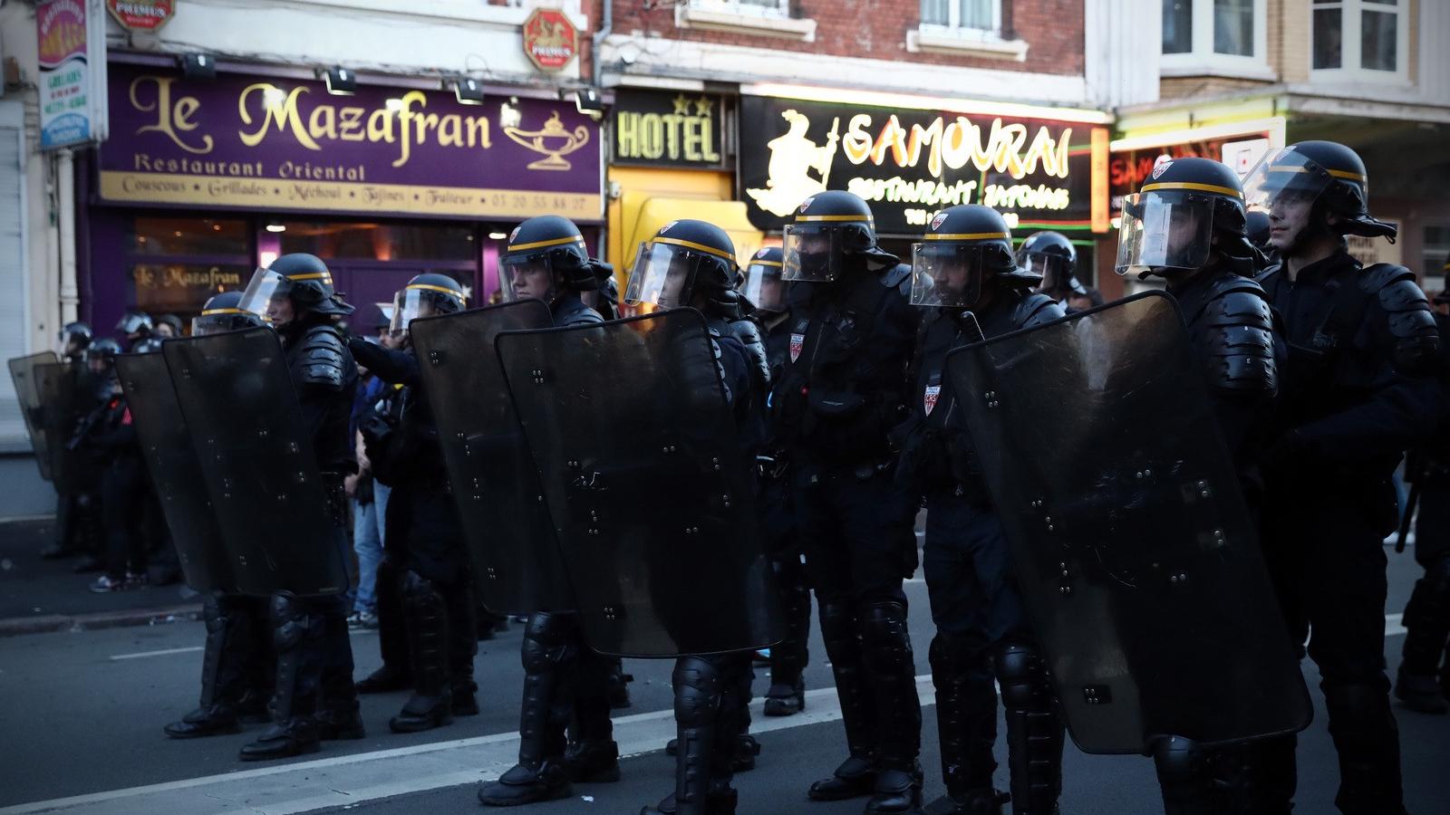 Most már tényleg bekeményít a francia rendőrség FOTÓ: EUROPRESS/GETTY IMAGES/CARL COURT