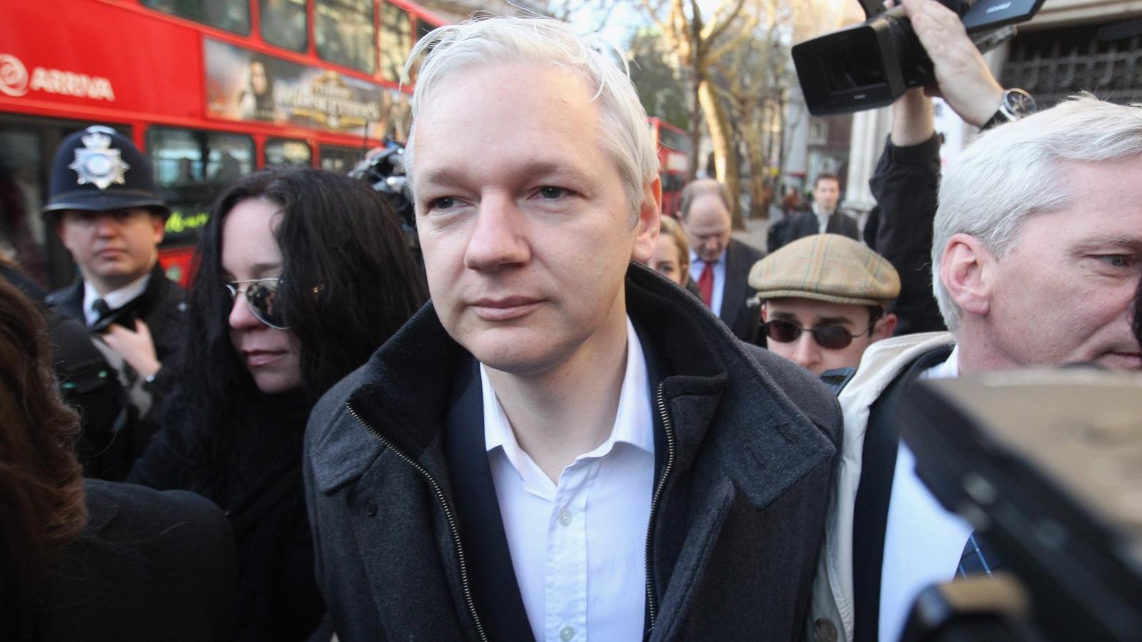 Assange Londonban FOTÓ: Getty Images, Oli Scarff