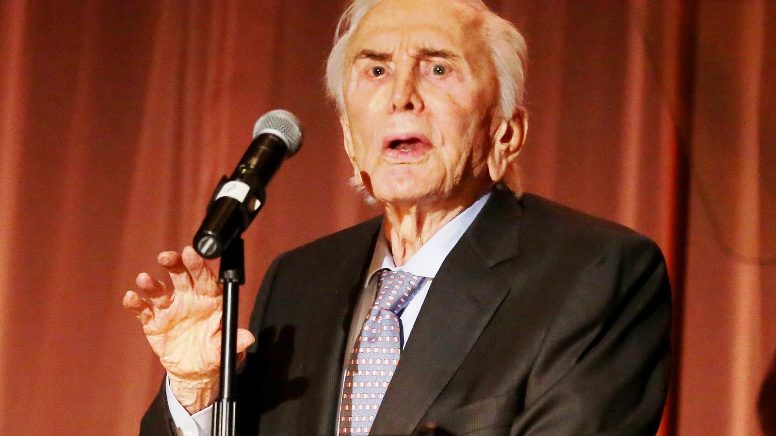 Kirk Douglas 2012-ben.  FOTÓ: Frederick M. Brown/Getty Images