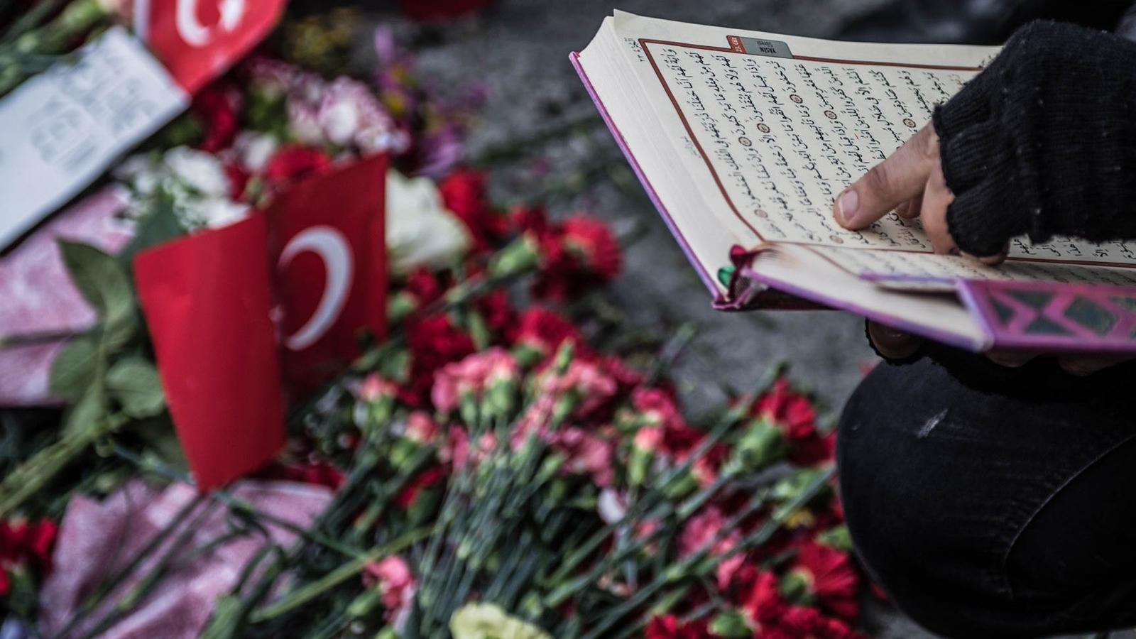 Gyász az isztambuli merénylet után. FOTÓ:Burak Kara/Getty Images