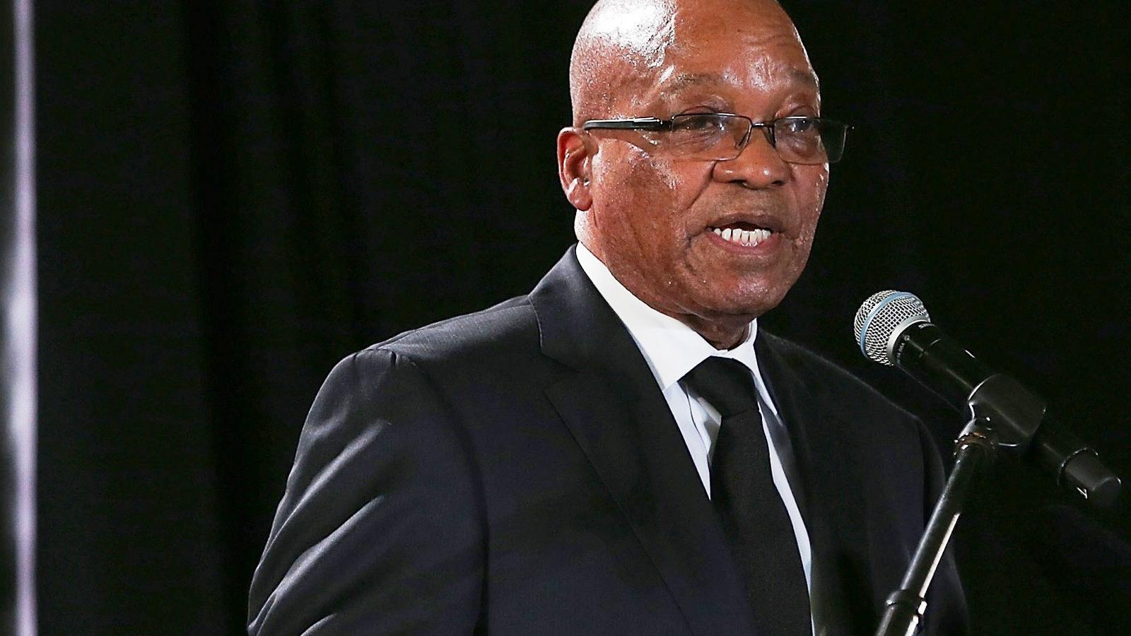 Jacob Zuma tartotta évértékelőjét, amikor összeverekedtek a parlamentben. FOTÓ: Justin Sullivan/Getty Images