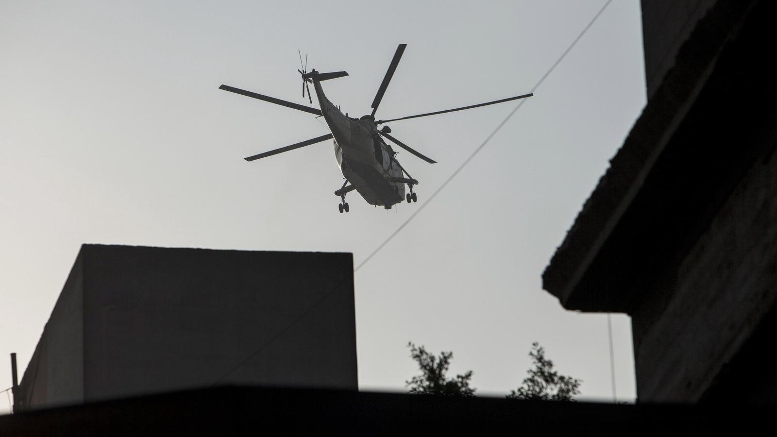 Helikopteren szállították a volt államfőt Kairóba, a tárgyalásnak helyet adó rendőrakadémiára
Fotó: Europress/Getty Images/Ed G