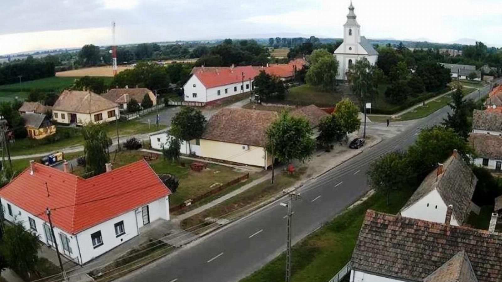 A faluban a 250 munkaképes korú tíz százaléka munkanélküli - Forrás: Táska község/Facebook 