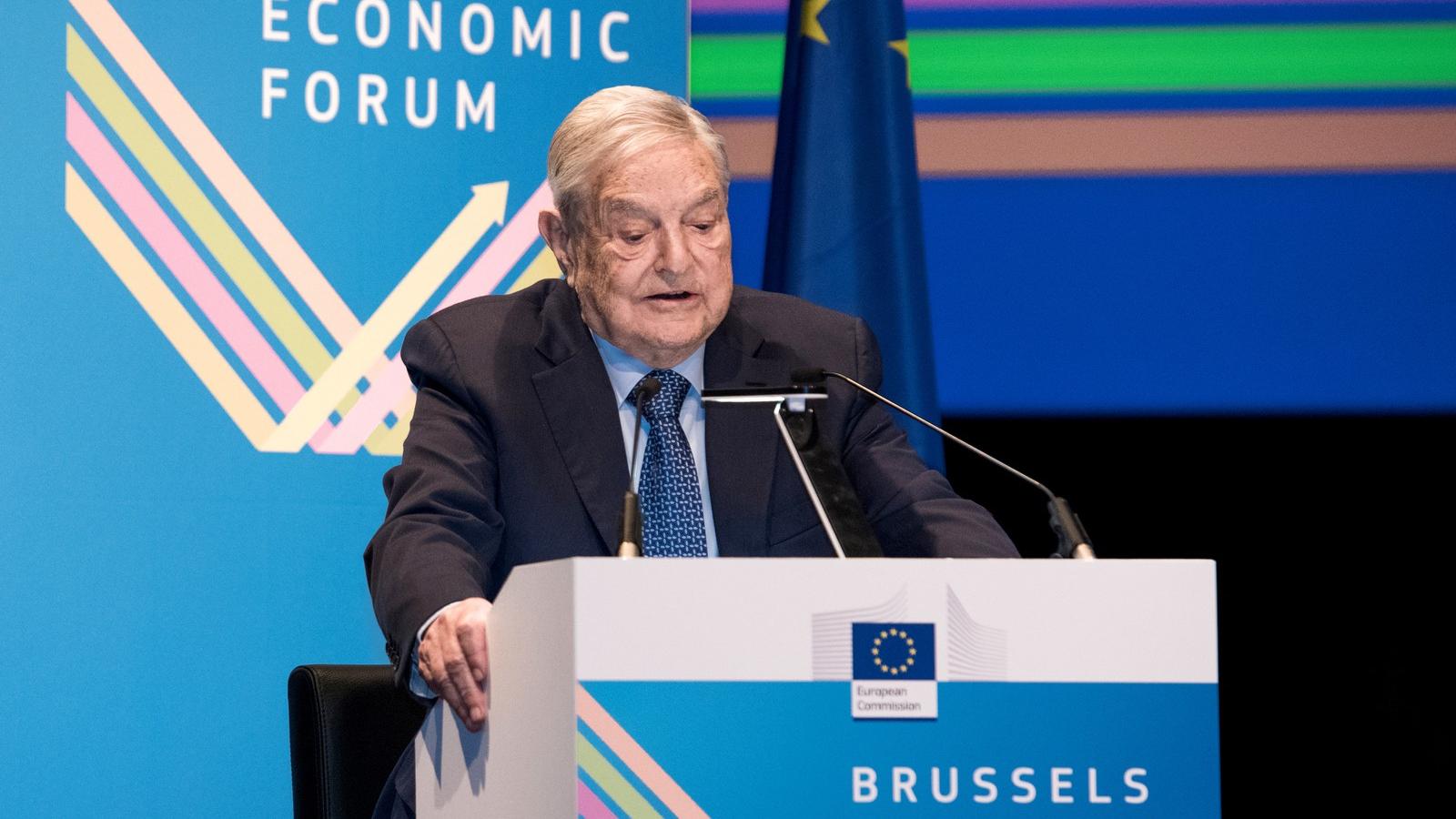 A fő ellenség Soros a másik fő ellenség főhadiszállásán Brüsszelben. FOTÓ: Európai Bizottság