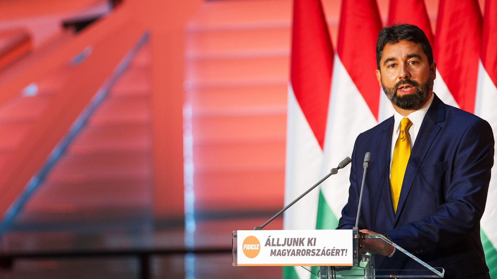 Hidvéghi Balázs, a Fidesz kommunikációs igazgatója a Fidesz "Álljunk ki Magyarországért!" rendezvénysorozatának záróeseményén FO