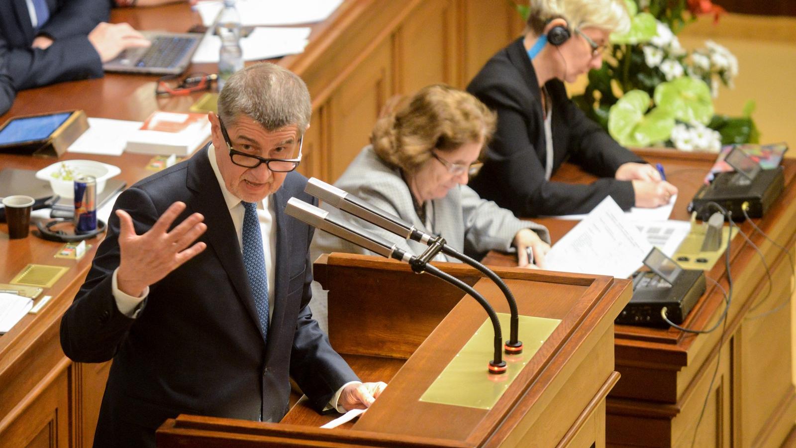 Andrej Babis cseh miniszterelnök beszédet mond a parlamentben 2018. január 16-án - Fotó: Michal Cizek / AFP