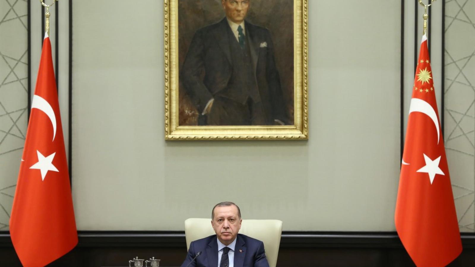 Recep Tayyip Erdogan török államfő elnöki palotájában. Fotó: KAYHAN OZER / ANADOLU AGENCY