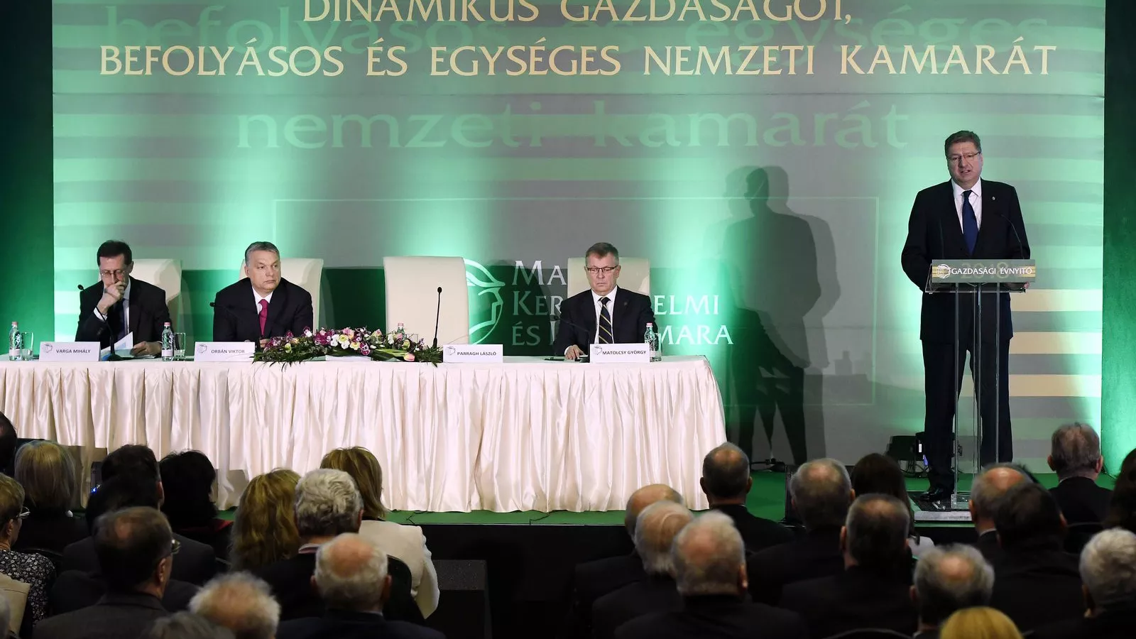 Parragh László, az MKIK elnöke beszédet mond a kamara gazdasági évnyitóján. MTI Fotó: Koszticsák Szilárd