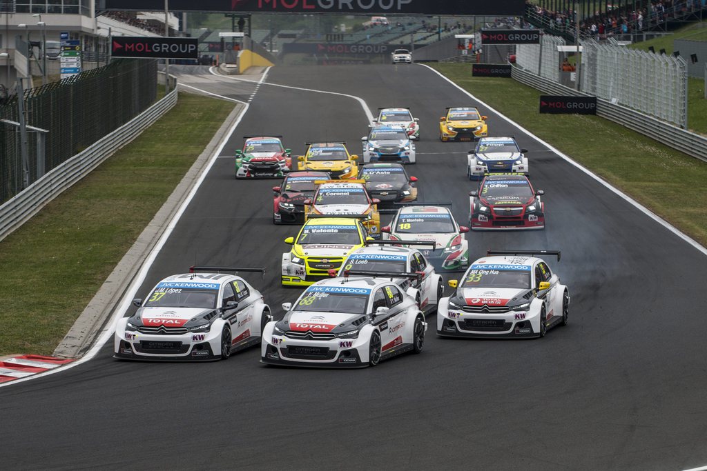 A túraautó-világbajnokság (WTCC) magyarországi első futama a Hungaroringen. MTI Fotó: Marjai János