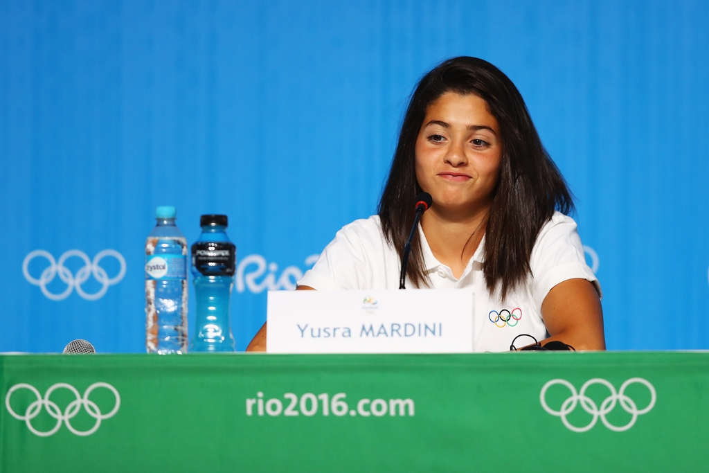 A közmédia állítja: nem szándékosan, csak „jelentéktelensége” miatt hallgatták el a szír Yusra Mardini futamgyőzelmét. A menekültek olimpiaicsapatát erősítő úszónő a háború elől a tenger átúszásával menekült el FOTÓ: EUROPRESS/GETTY IMAGES/DEAN MOUHTAROPOULOS